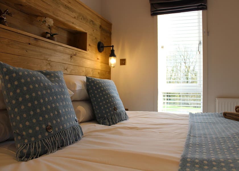 Chestnut Lodge bedroom - Florence Springs Luxury Lodges, Tenby, Pembrokeshire, South West Wales