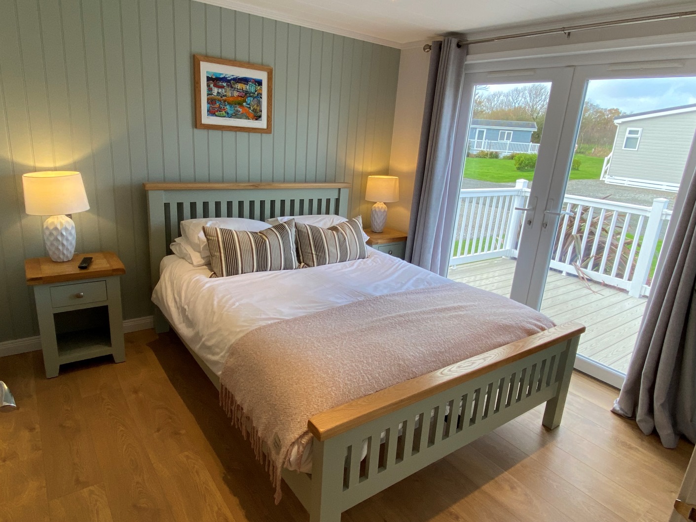 Poplar Lodge bedroom - Florence Springs Luxury Lodges, Tenby, Pembrokeshire, South West Wales