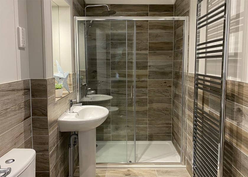 Honeysuckle Lodge shower room - Florence Springs Luxury Lodge holidays with hot tubs, Tenby, Pembrokeshire, South West Wales